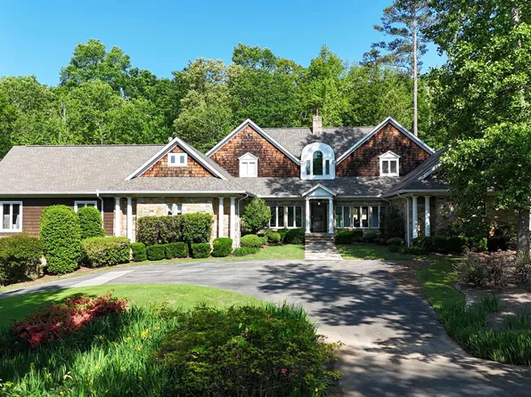 3149 Buck Island Dr, Guntersville, AL 35976