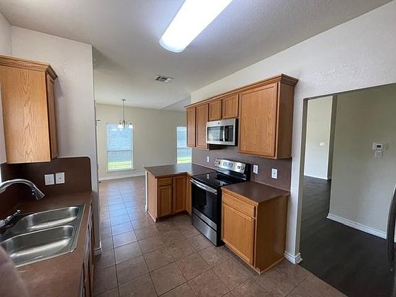 4th image of 26282 Avoyelles Ave