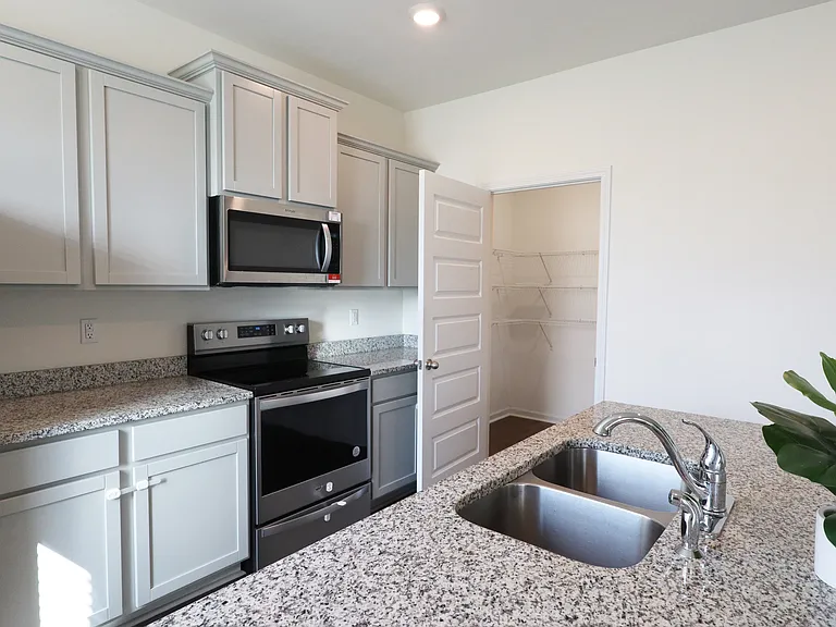 274 Canyon Ferry Way — Photo 16