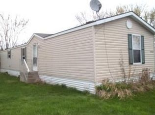 1856 Todd Dr, Saint Paul, MN 55112