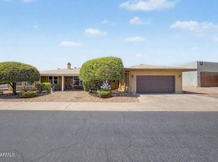 2205 N NICKLAUS Drive, Mesa, AZ 85215