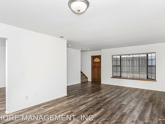3rd image of 2114 Oliver Ave APT C
