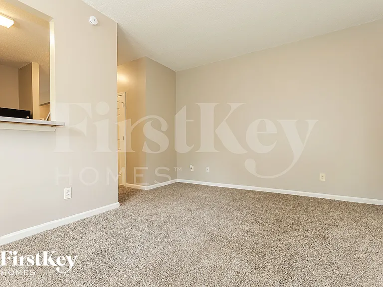 3606 Ginnis Dr SW #8 — Photo 5
