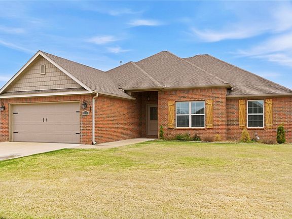 2nd image of 2230 Hunter Dr