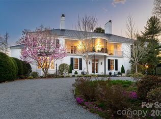 365 Sherwood Dr S, Flat Rock, NC 28731