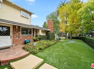 15901 Junaluska Way, Pacific Palisades, CA 90272