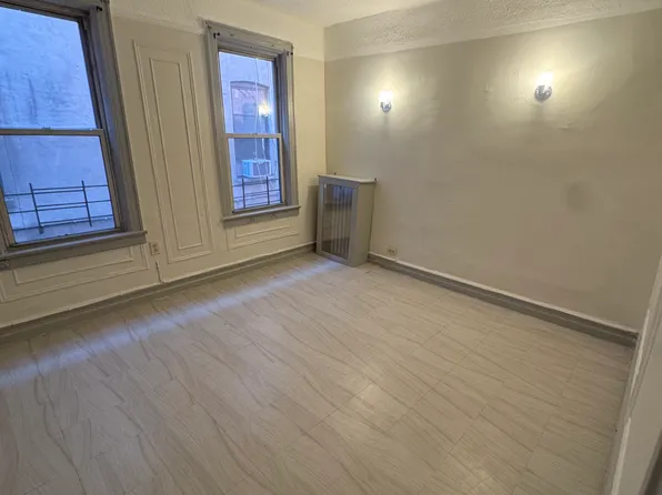 (undisclosed Address), Bronx, NY 10472