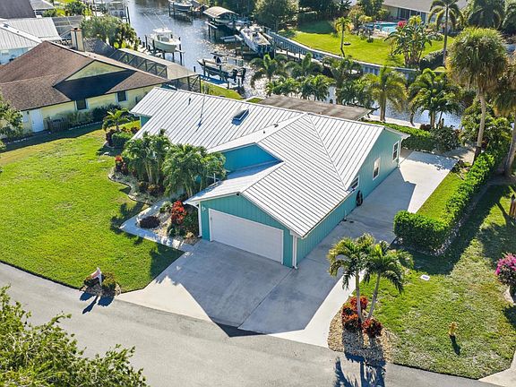 3rd image of 1260 SW 25th Ln