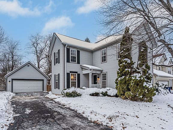 5th image of 3248 Hampshire Ln