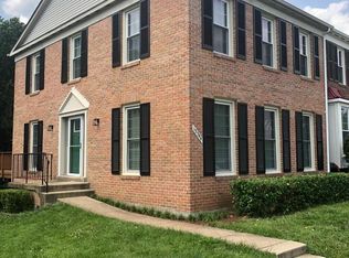 13344 Foxhole Dr, Fairfax, VA 22033