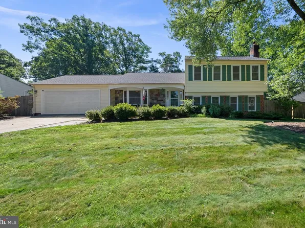 7805 Richfield Rd, Springfield, VA 22153