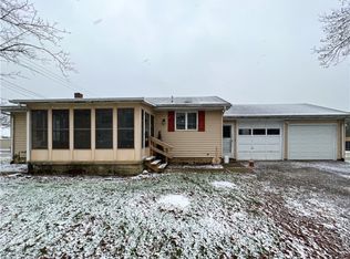 13878 Woodworth Rd, New Springfield, OH 44443