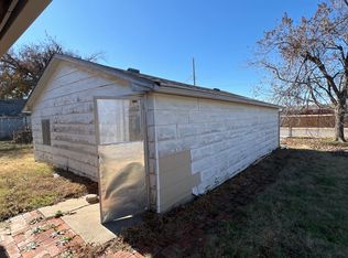 1609 Oelke Dr, Midwest City, OK 73110