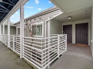 277 N Hayden Bay Dr, Portland, OR 97217