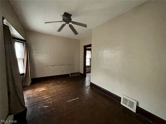 2nd image of 3885 W 20th St