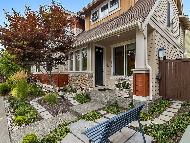 14810 9th Dr SE — Photo 1