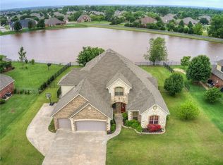 10631 Sundance Dr, Yukon, OK 73099