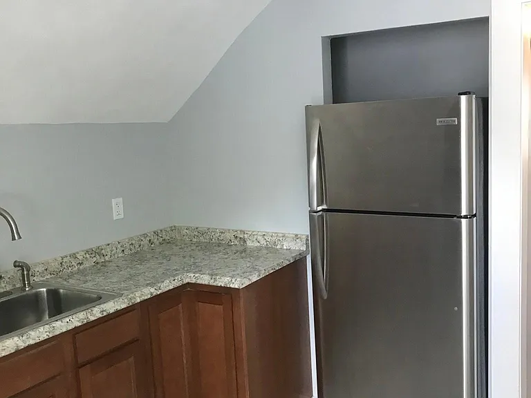 249 Church St #1 — Photo 5