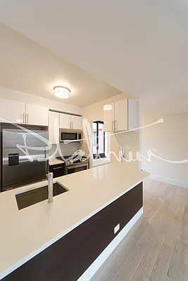 Rented by Platinum Properties | media 53