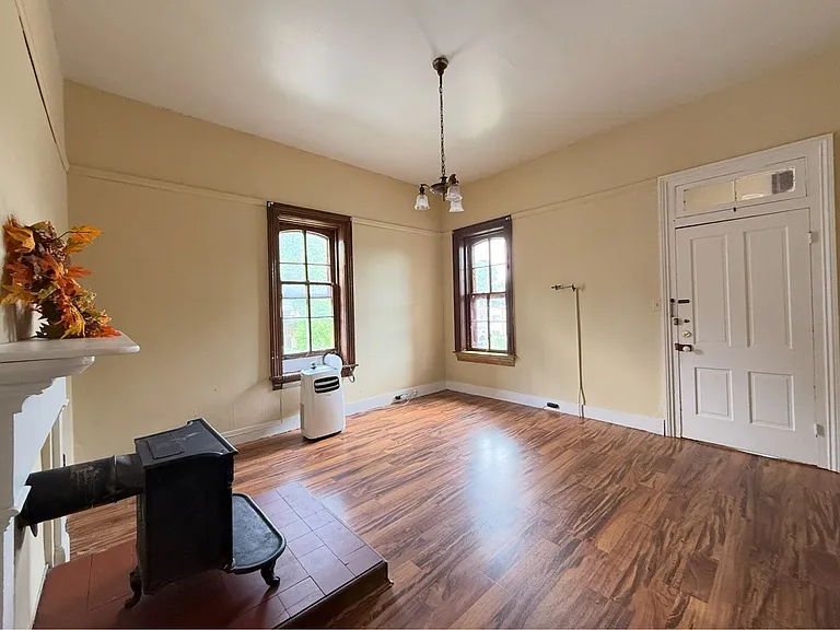 1008 Tippecanoe St #2 — Photo 4