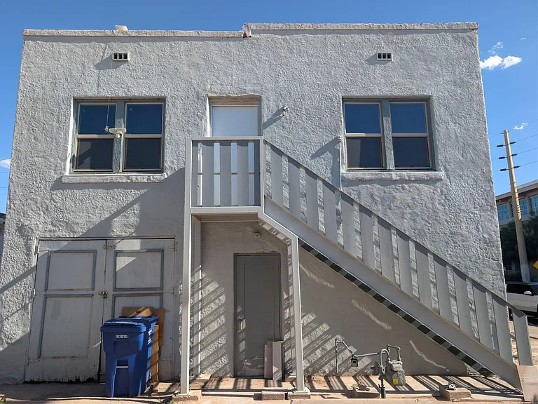 438 N Euclid Ave — Photo 16
