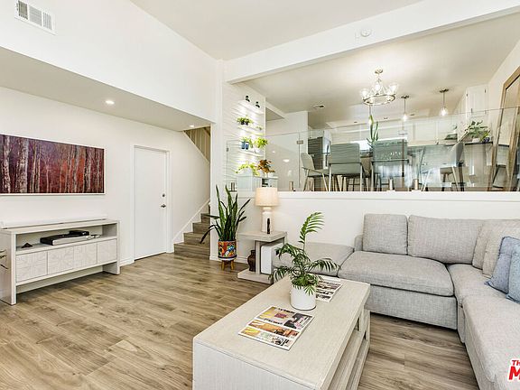 4th image of 4782 S La Villa Marina Unit G