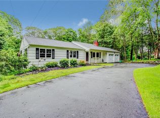 210 Porters Hill Rd, Trumbull, CT 06611