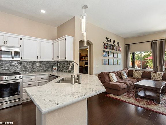 4th image of 4765 Concordia Dr