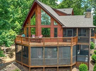 117 Stuart Highland Dr, Mineral Bluff, GA 30559