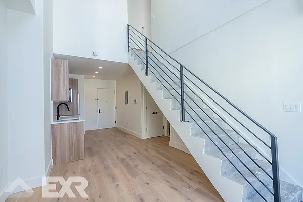 Rented by EXR | media 8