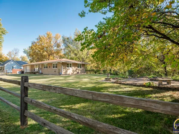 618 NE Forest Ave, Topeka, KS 66616