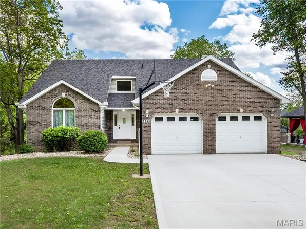 1759 Fountainbleu Dr, Worden, IL 62097