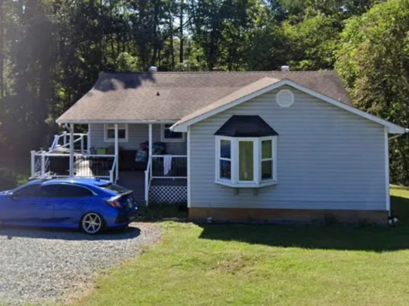 1700 Hickman Rd, Rocky Mount, VA 24151