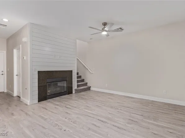 6712 Biltmore Garden St, Las Vegas, NV 89149