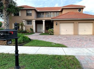 3200 Old Hickory Ct, Fort Lauderdale, FL 33328