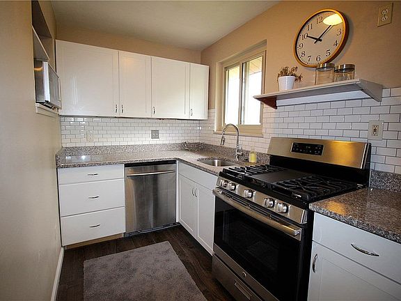5th image of 103 Dunbar Dr