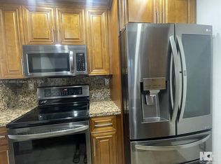 7035 NW 186th St APT D407, Hialeah, FL 33015