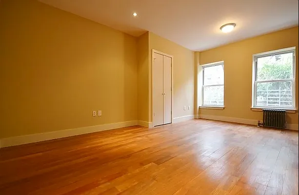 Rented by Living New York | media 12