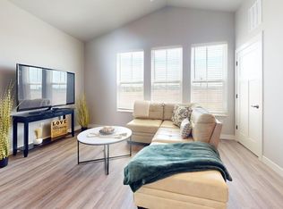 180 Peterson Trl #J, Oregon, WI 53575