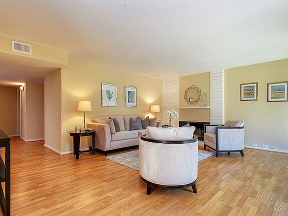 5th image of 2133 Donald Dr APT 11