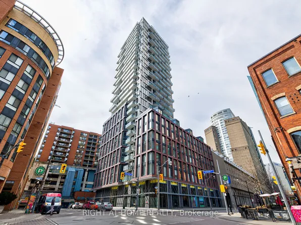 2A Church St #411, Toronto, ON M5E 1M2
