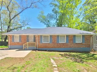 2298 Mark Trl, Decatur, GA 30032