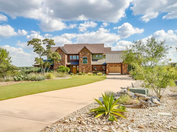 8225 Scotscraig Ct, Cleburne, TX 76033