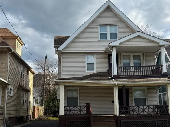 10102 North Blvd, Cleveland, OH 44108