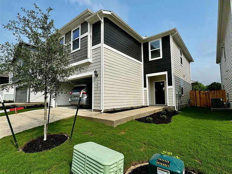 1602 Iberville Dr — Photo 2