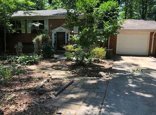 6126 Winview Dr, Forest Park, GA 30297