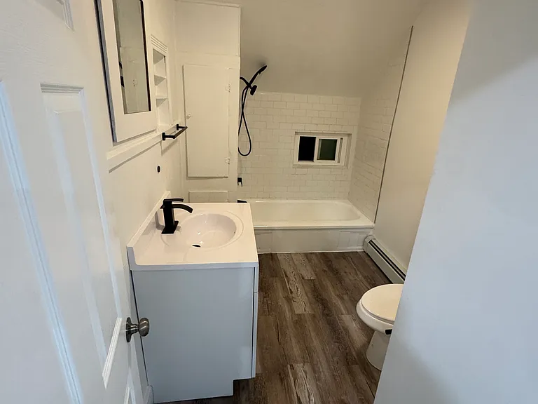 195 Pawtucket Ave #2 — Photo 8