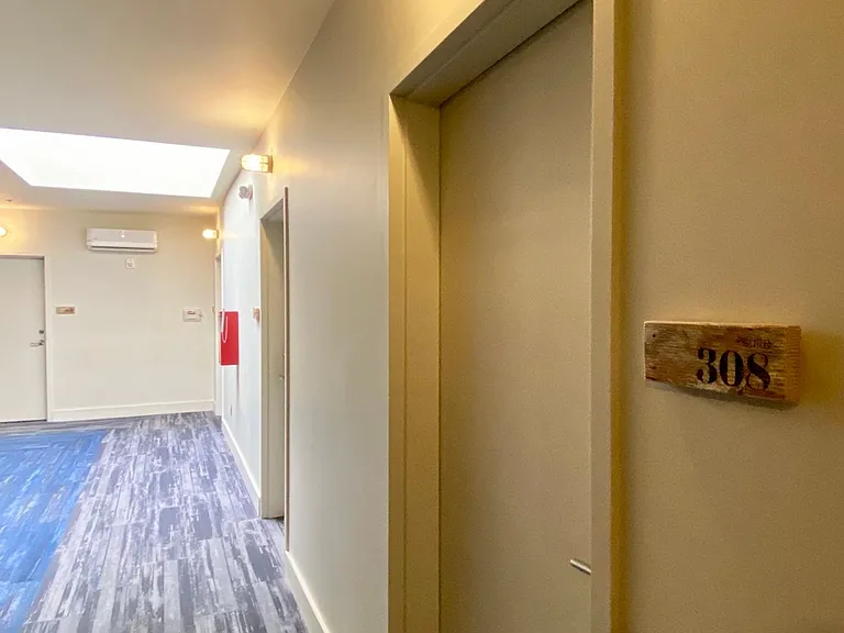 CoronadoHotel — Photo 41