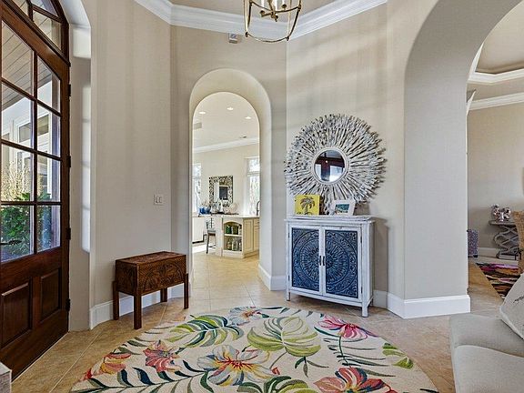 5th image of 434 Posada Dr.