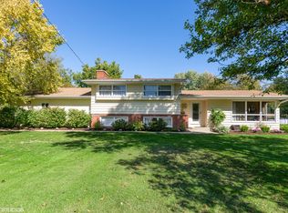 46W587 Lovell St, Elburn, IL 60119